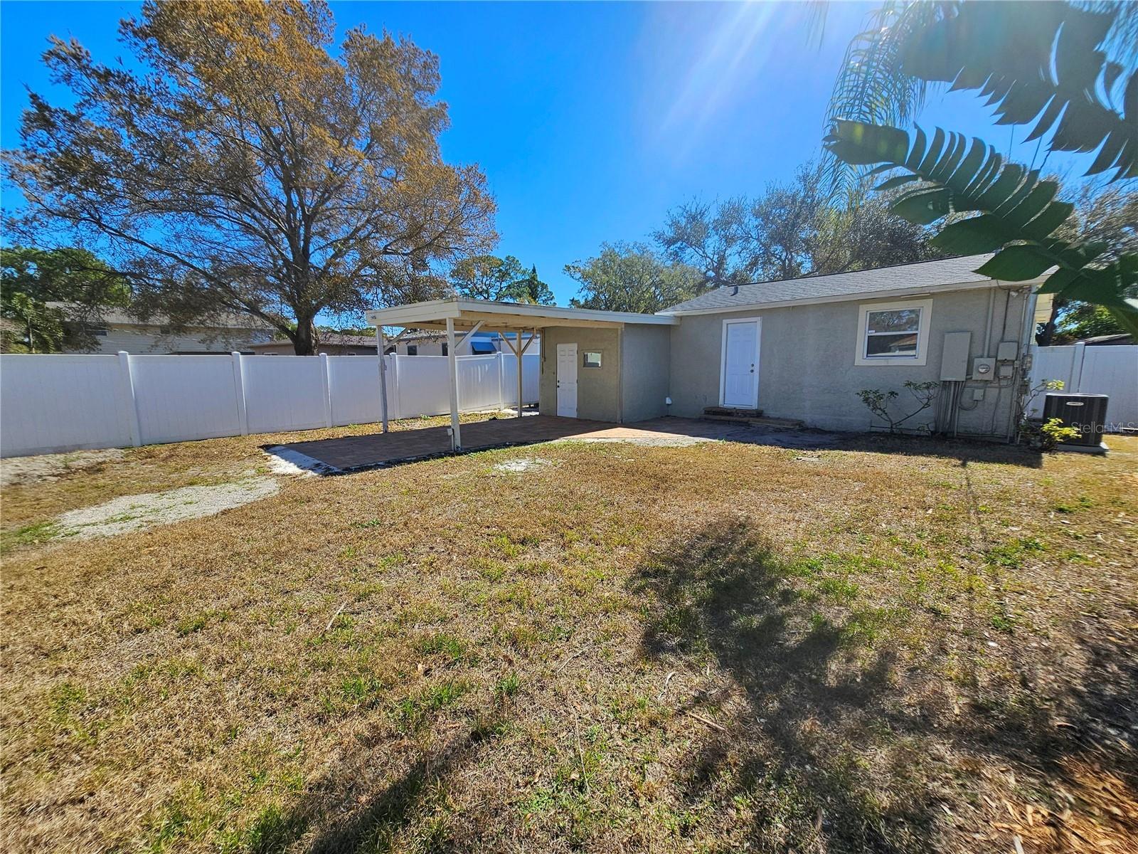 Image 25 of 26 For 5610 Kelly Drive N