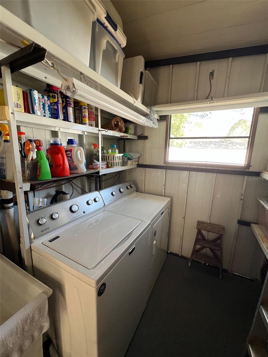 Image 11 of 43 For 1001 Starkey Road 90