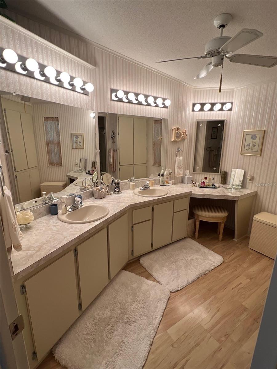 Image 36 of 43 For 1001 Starkey Road 90