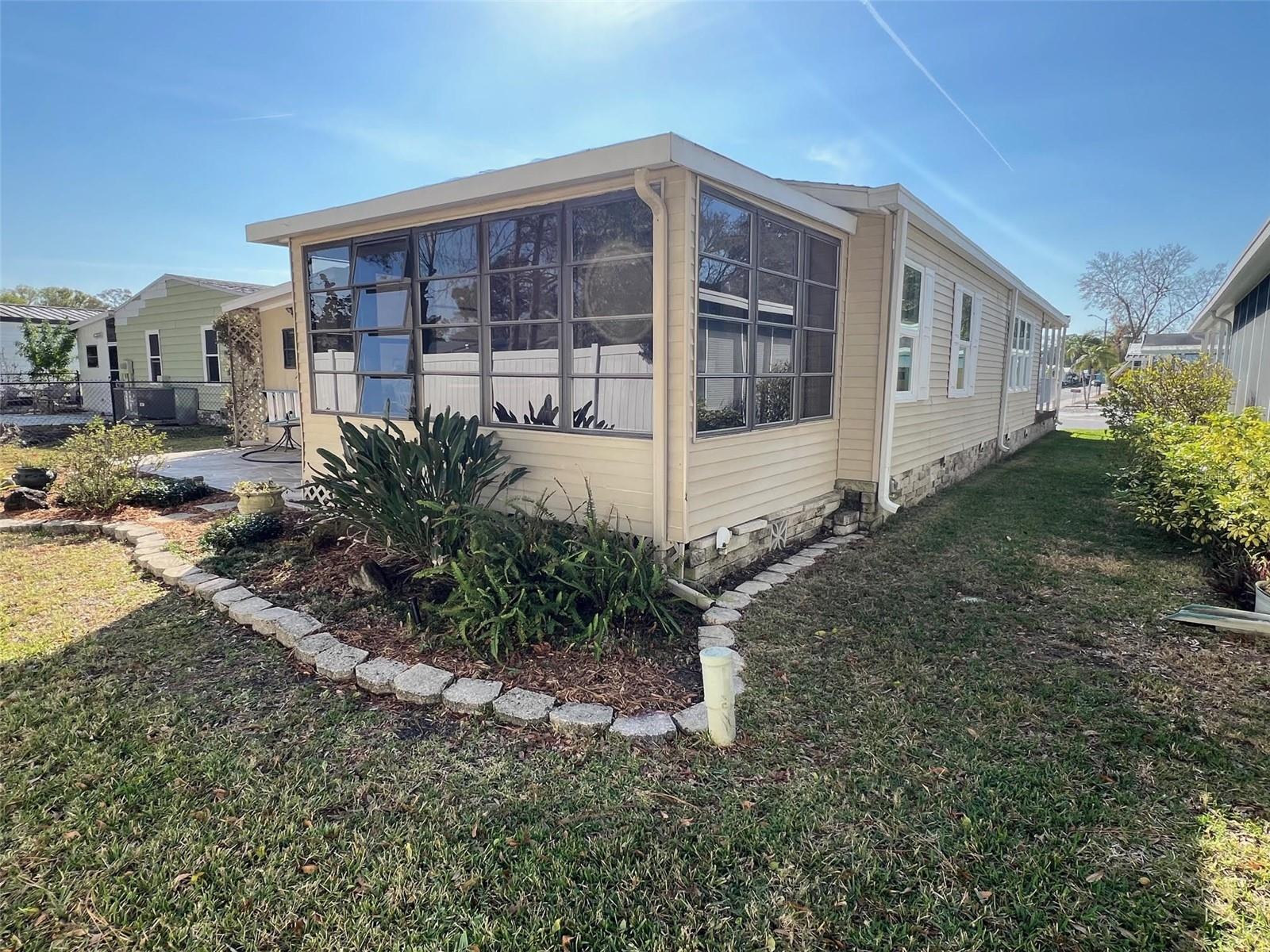 Image 5 of 43 For 1001 Starkey Road 90