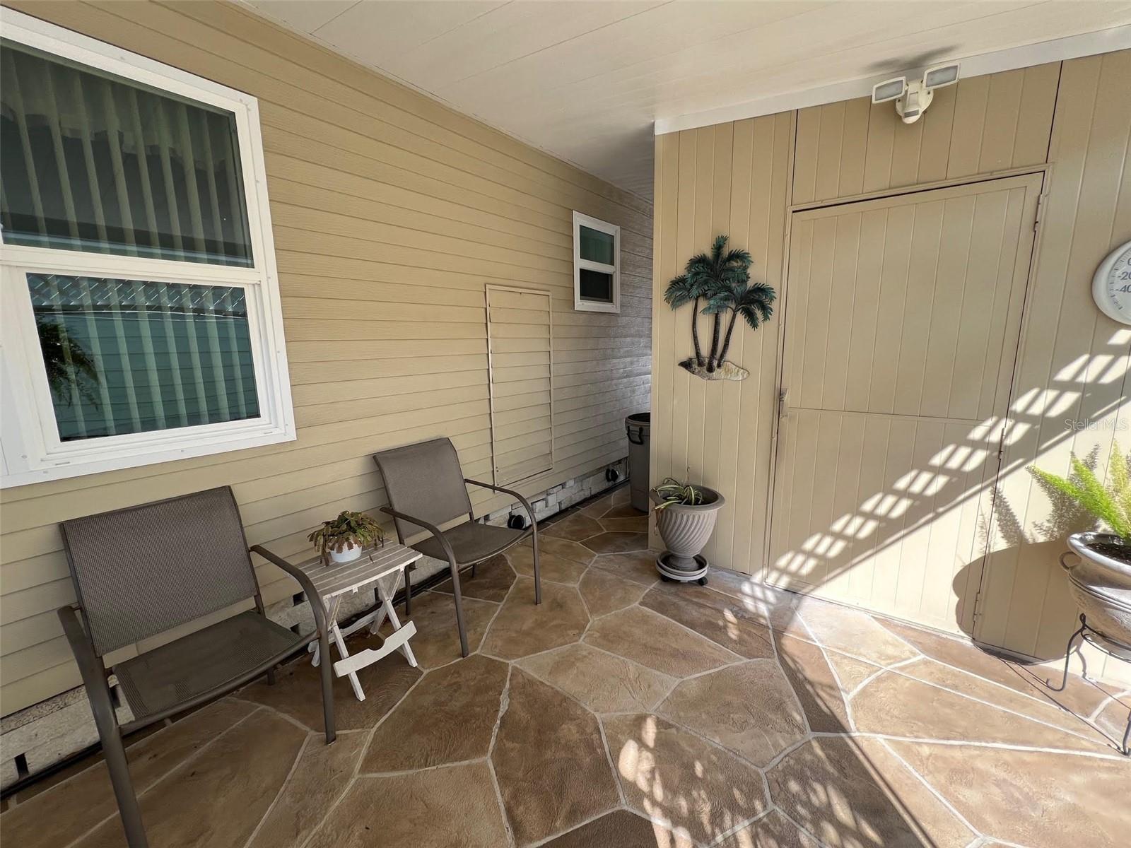 Image 9 of 43 For 1001 Starkey Road 90