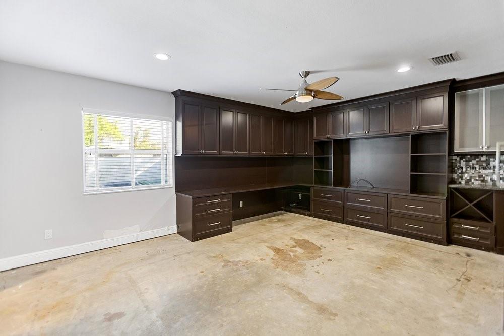 Image 11 of 46 For 201 Sherrill Street