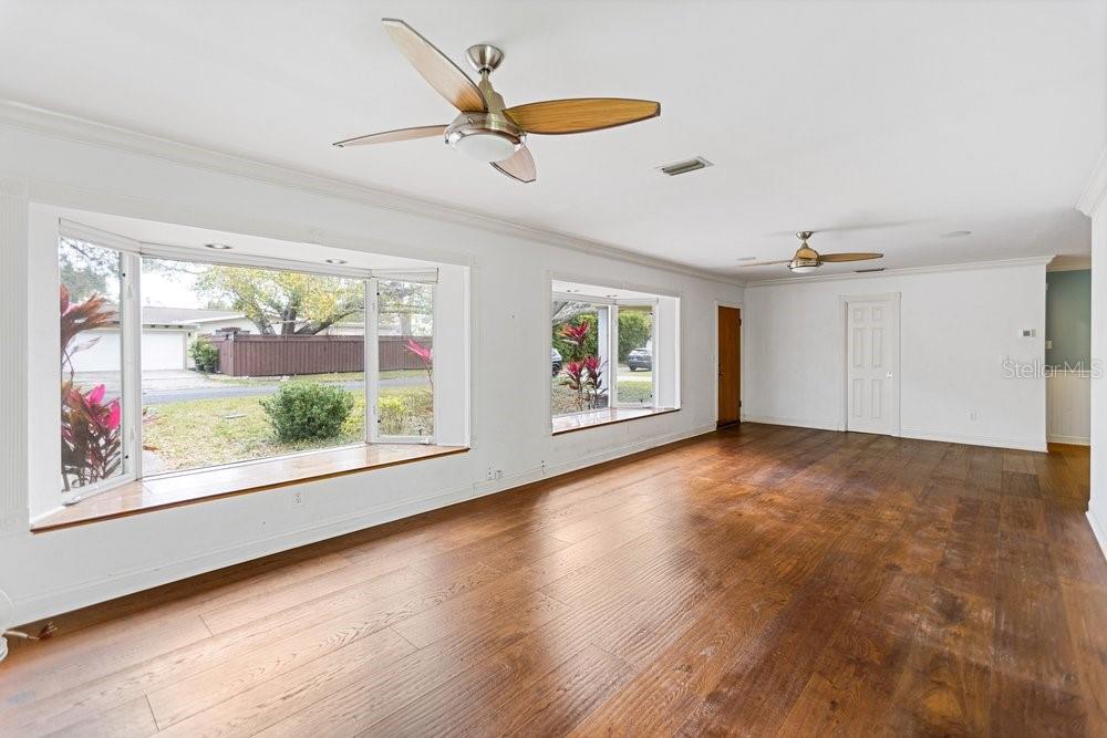 Listing photo id 8 for 201 Sherrill Street