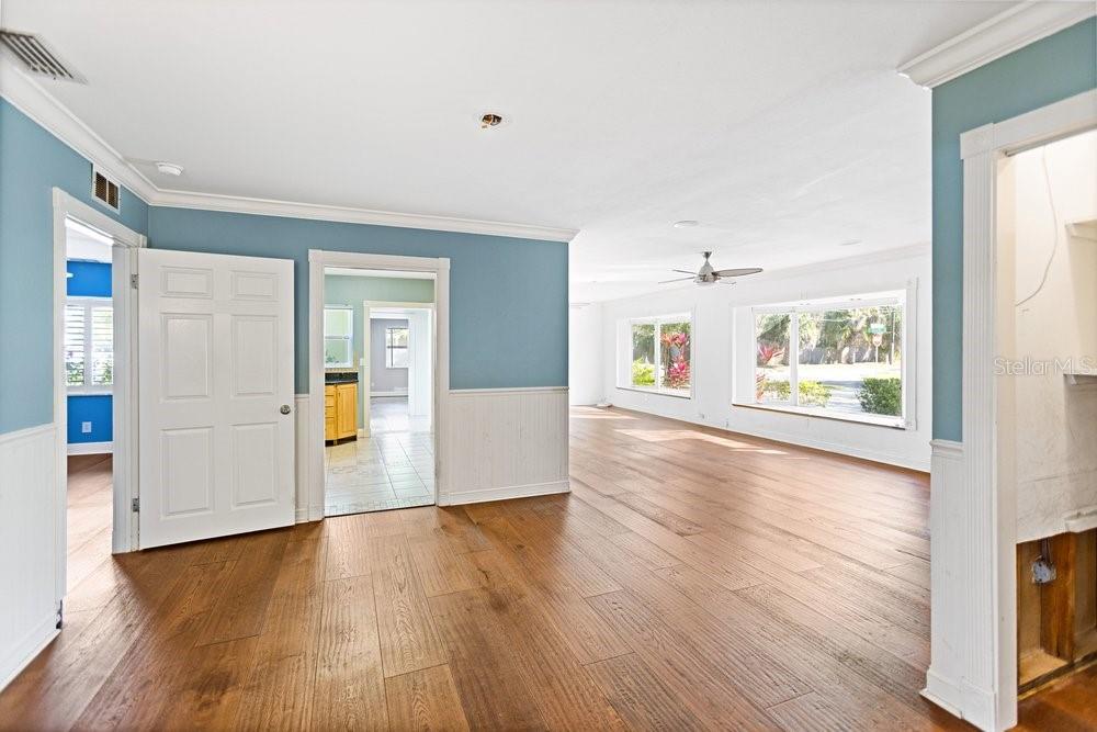 Listing photo id 17 for 201 Sherrill Street