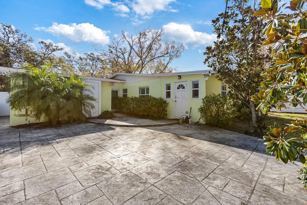 Listing photo id 35 for 201 Sherrill Street