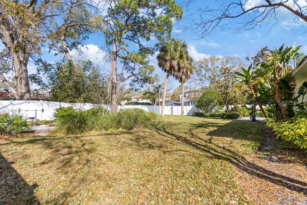 Listing photo id 38 for 201 Sherrill Street