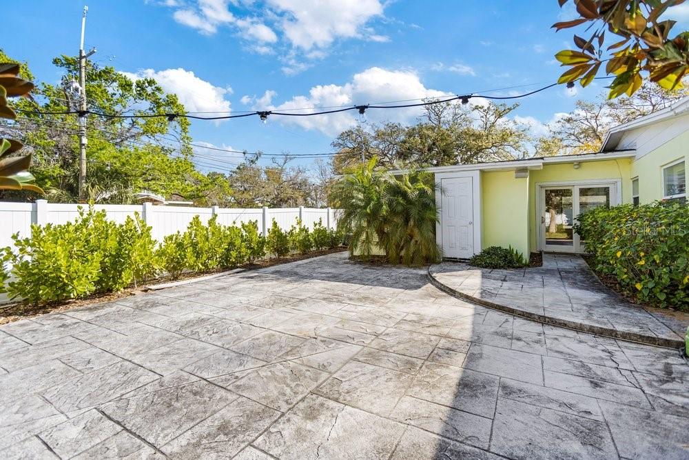 Listing photo id 40 for 201 Sherrill Street