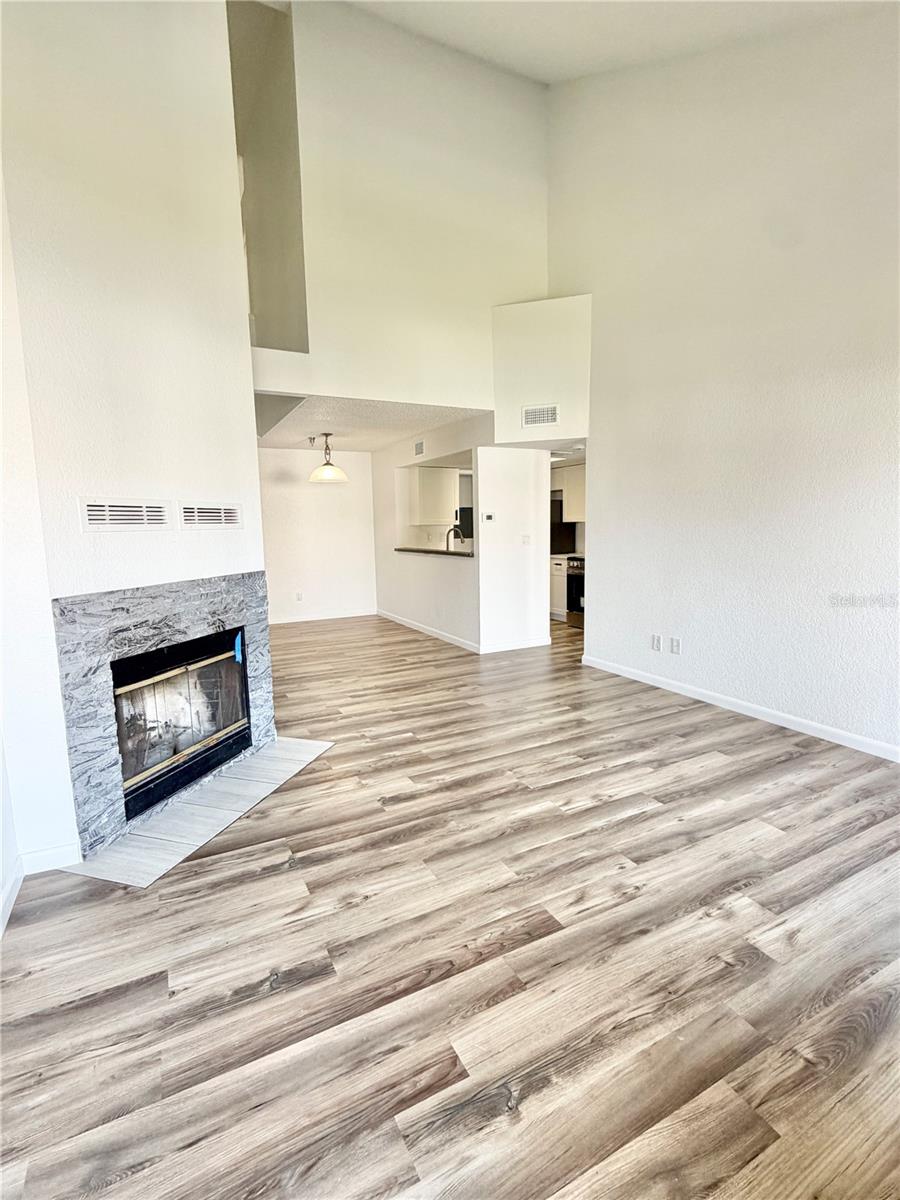 Image 2 of 32 For 10263 Gandy Boulevard N 2316