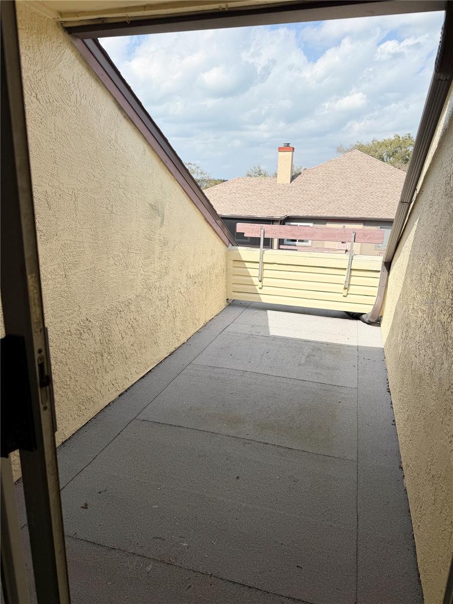 Image 20 of 32 For 10263 Gandy Boulevard N 2316