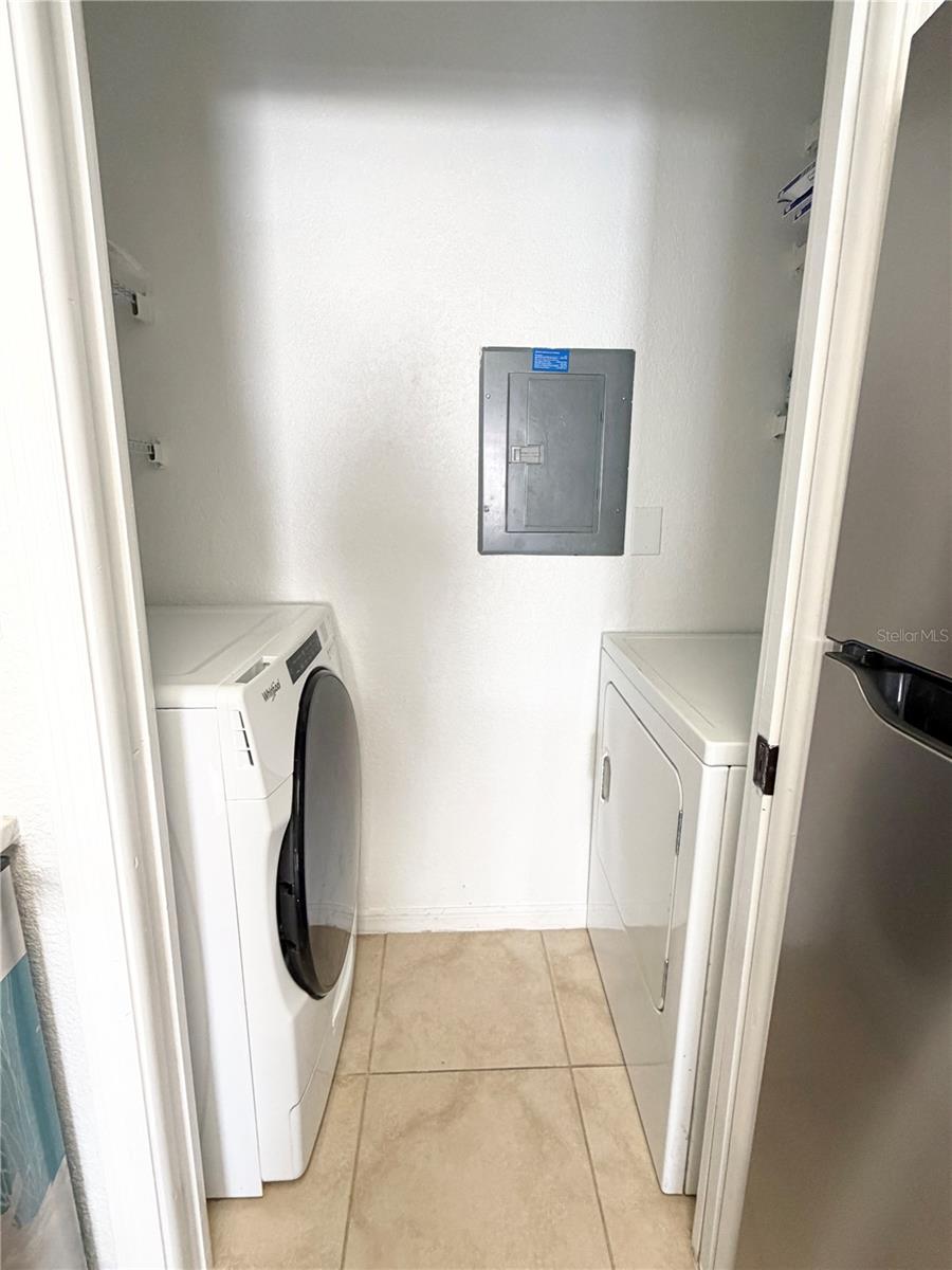 Image 8 of 32 For 10263 Gandy Boulevard N 2316