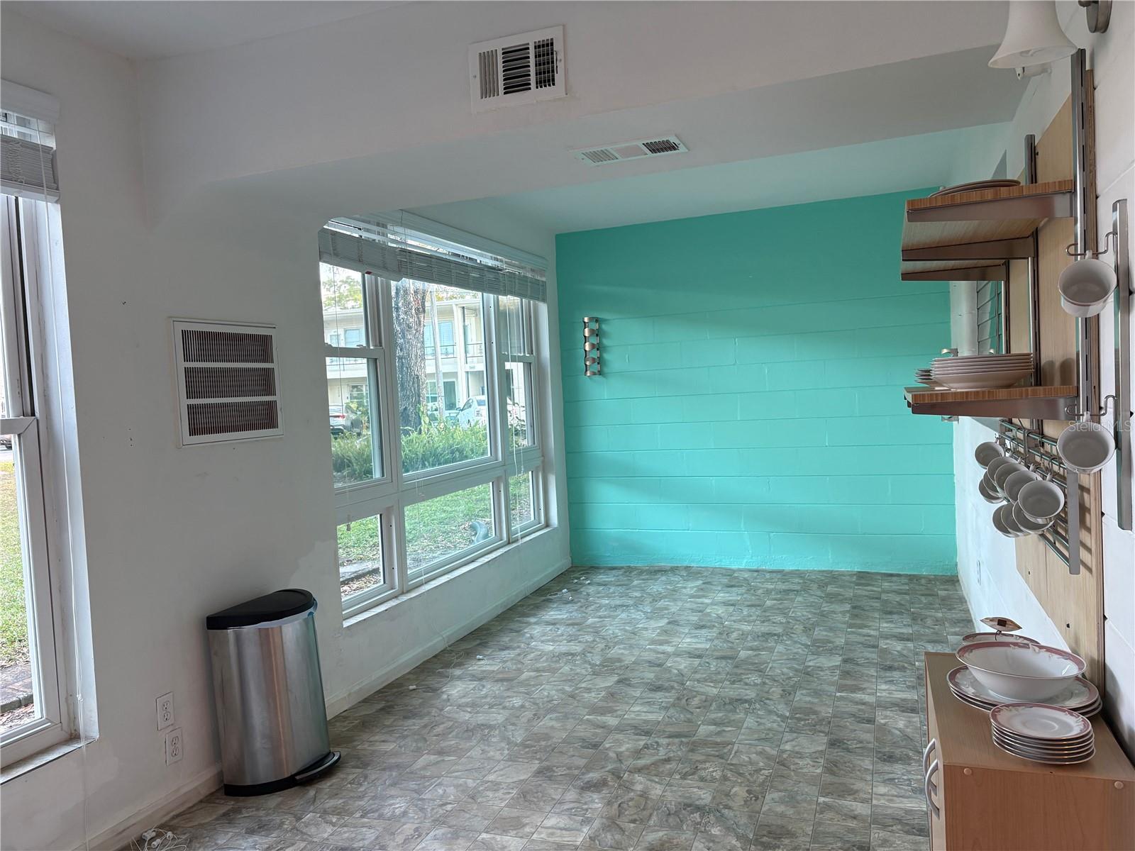 Image 10 of 29 For 4143 57th Street N 501