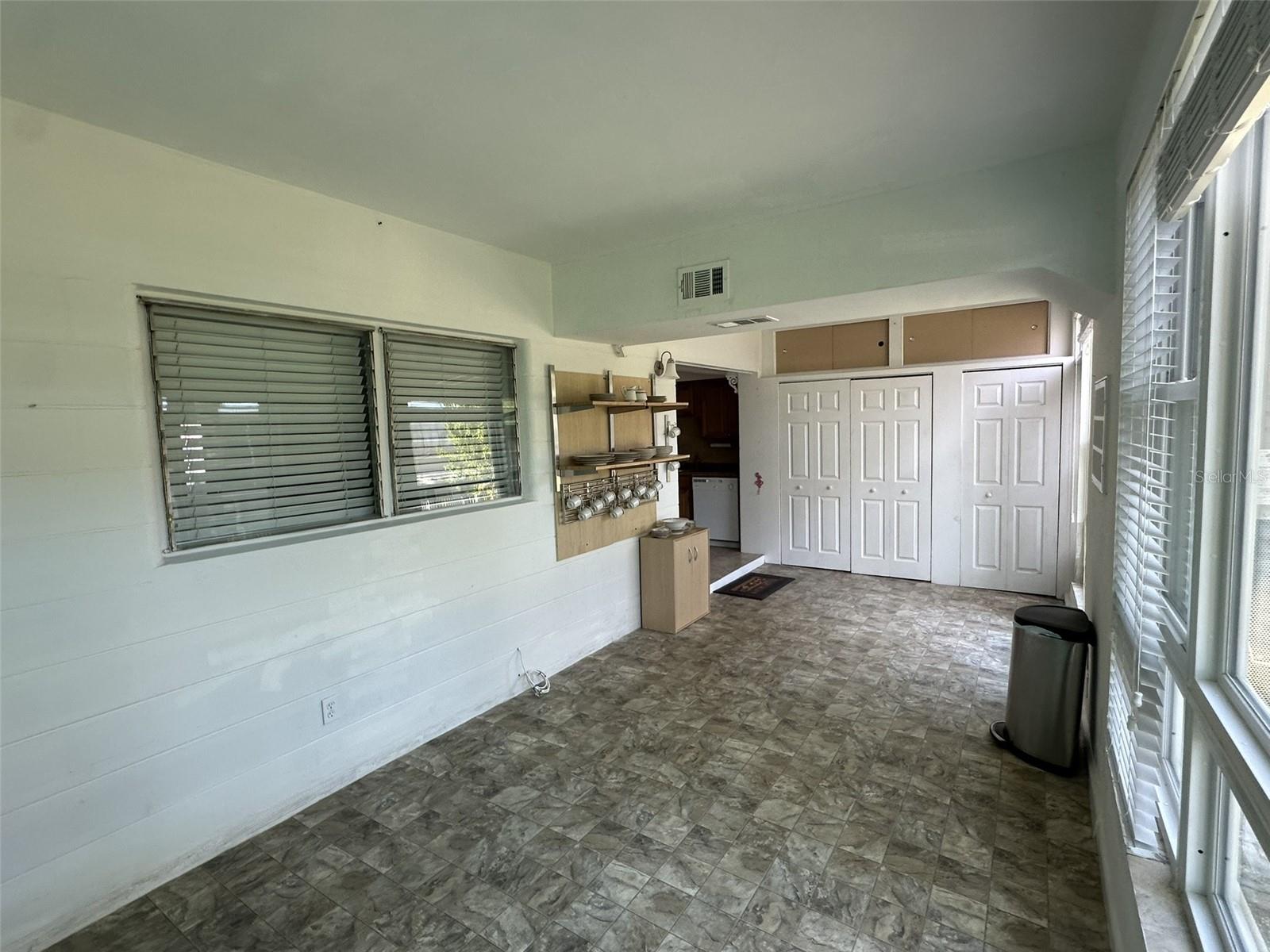 Image 12 of 29 For 4143 57th Street N 501