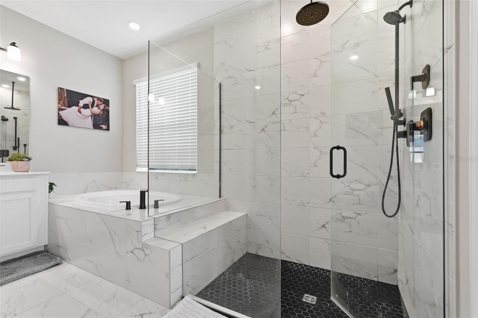 Image 23 of 46 For 16520 Star Grass Circle