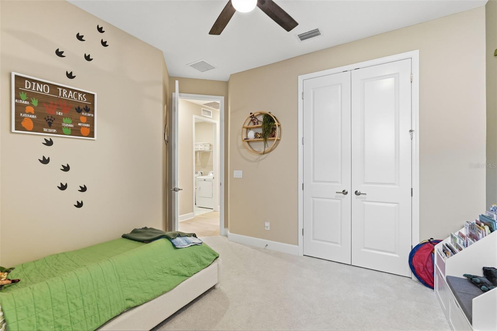 Image 30 of 46 For 16520 Star Grass Circle