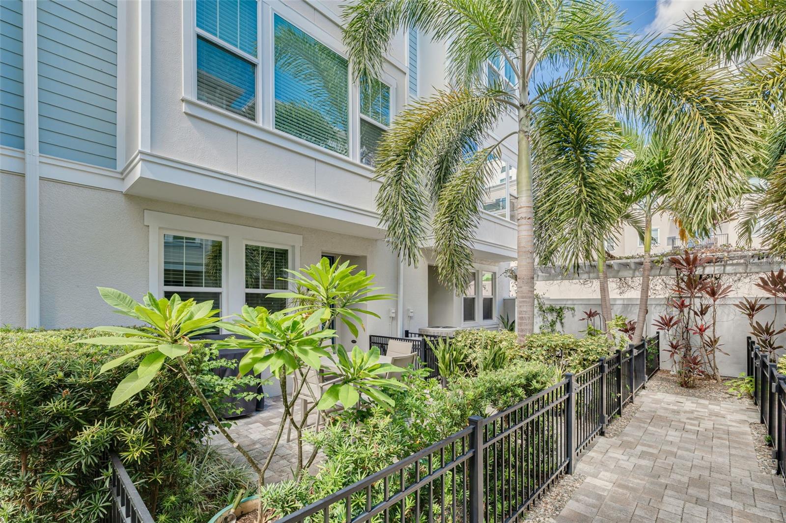 Details for 835 Burlington Avenue N, ST PETERSBURG, FL 33701