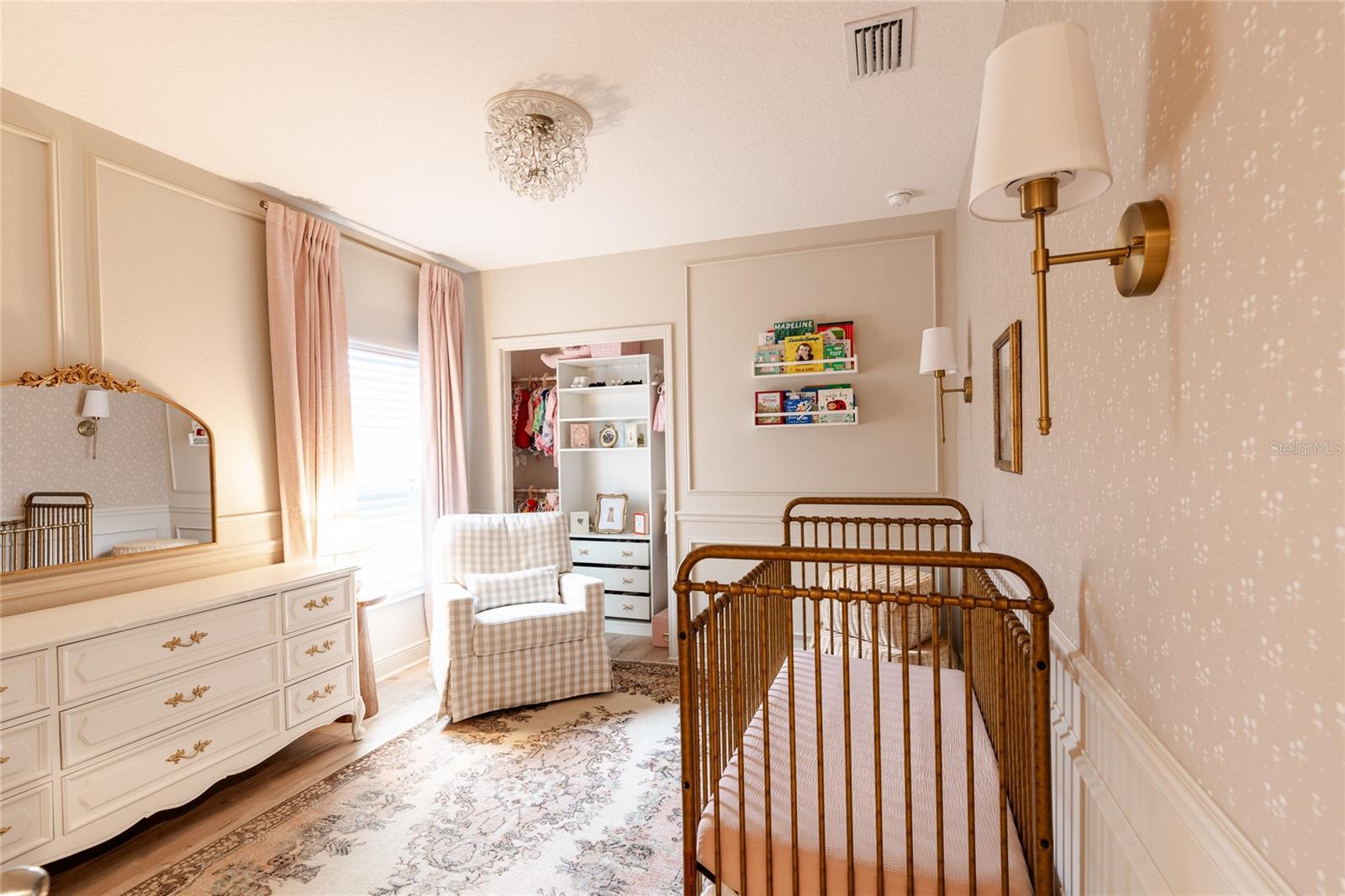 Image 12 of 23 For 9389 St Therese Street