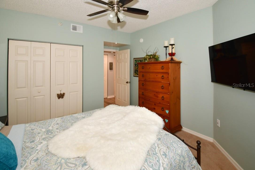 Image 22 of 30 For 6425 Shoreline Drive 10103