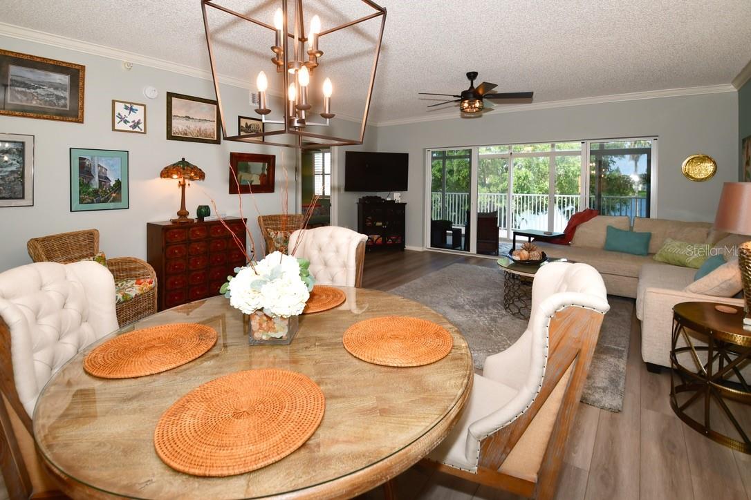 Image 4 of 30 For 6425 Shoreline Drive 10103