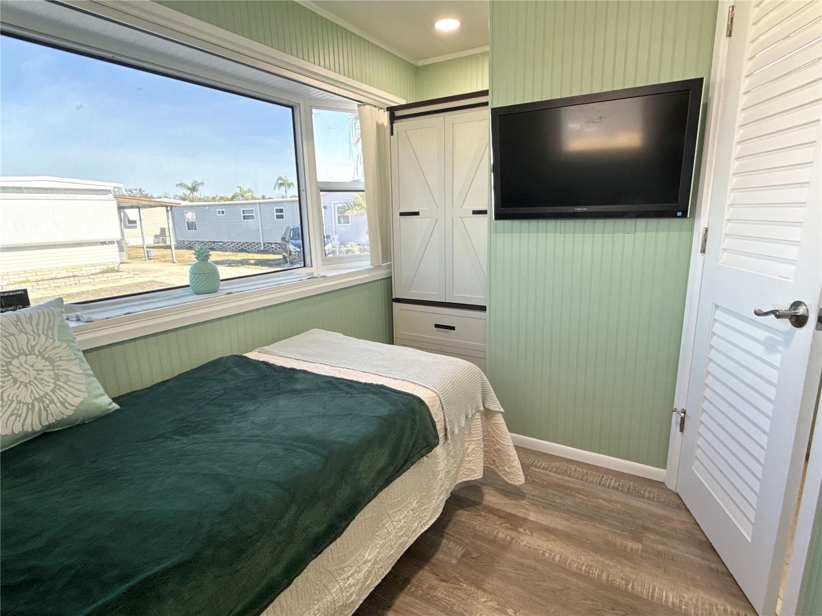 Image 12 of 25 For 606 Mount Lancaster Avenue Ne 651