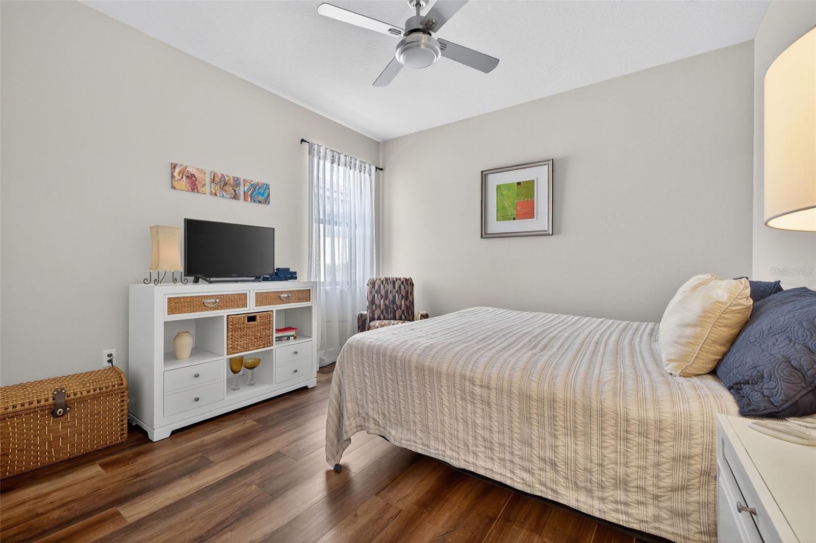 Image 23 of 43 For 1414 River Circle