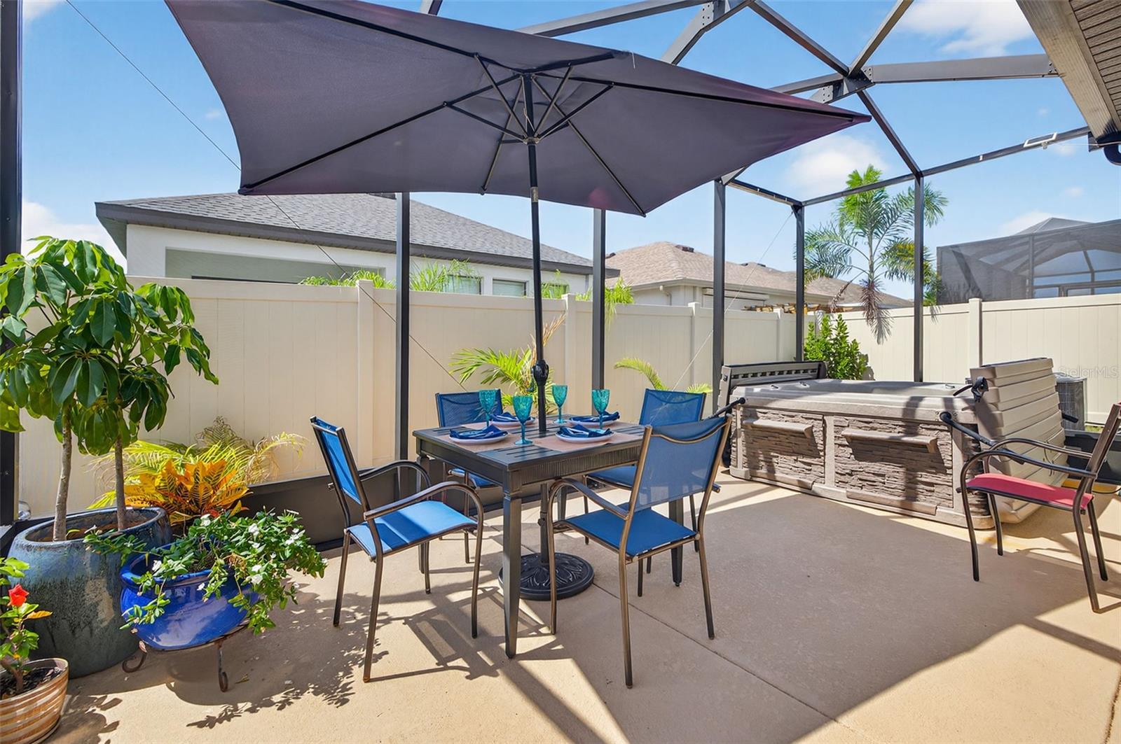 Image 28 of 43 For 1414 River Circle