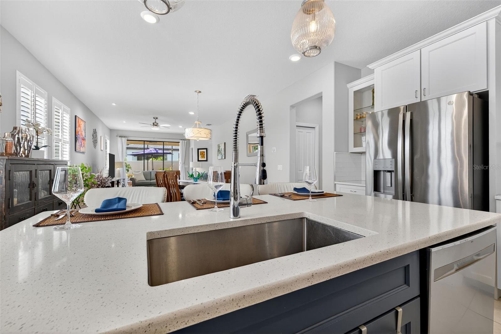 Image 4 of 43 For 1414 River Circle