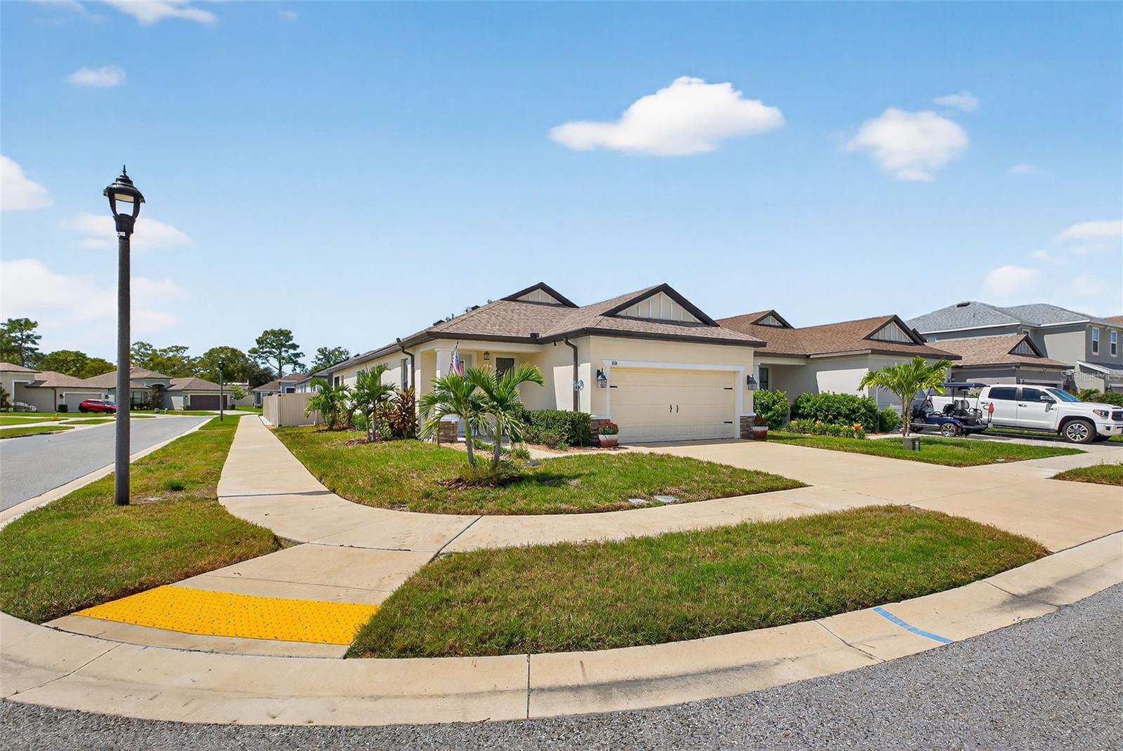 Image 42 of 43 For 1414 River Circle