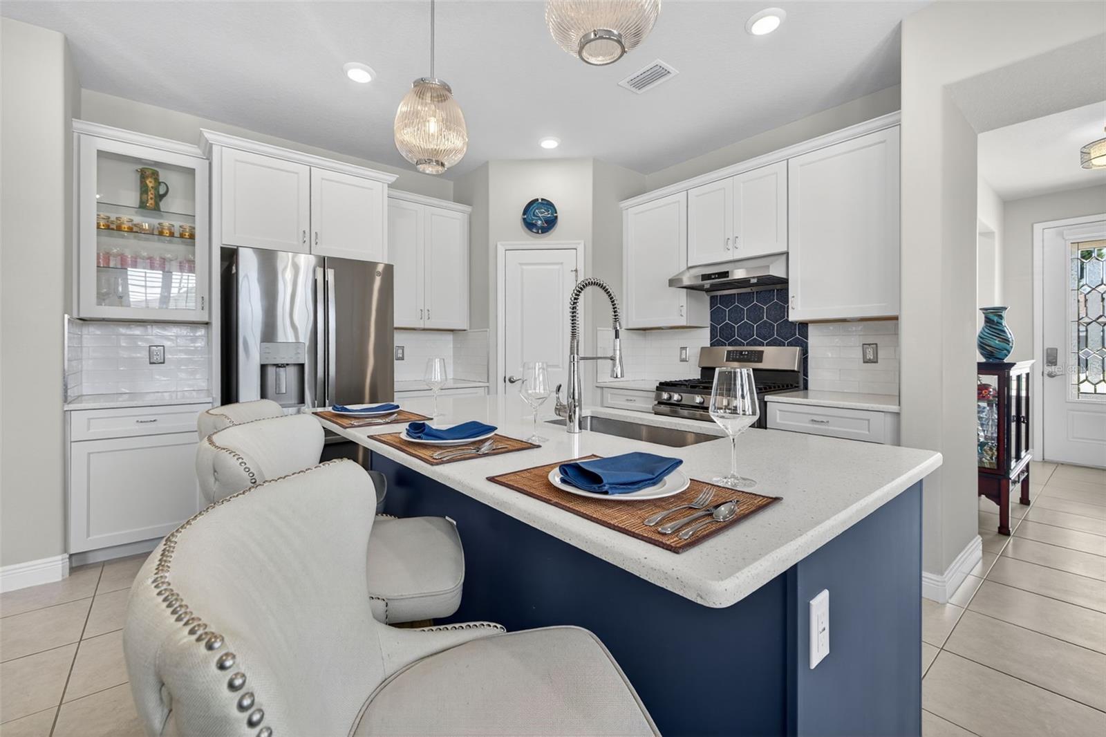 Image 6 of 43 For 1414 River Circle