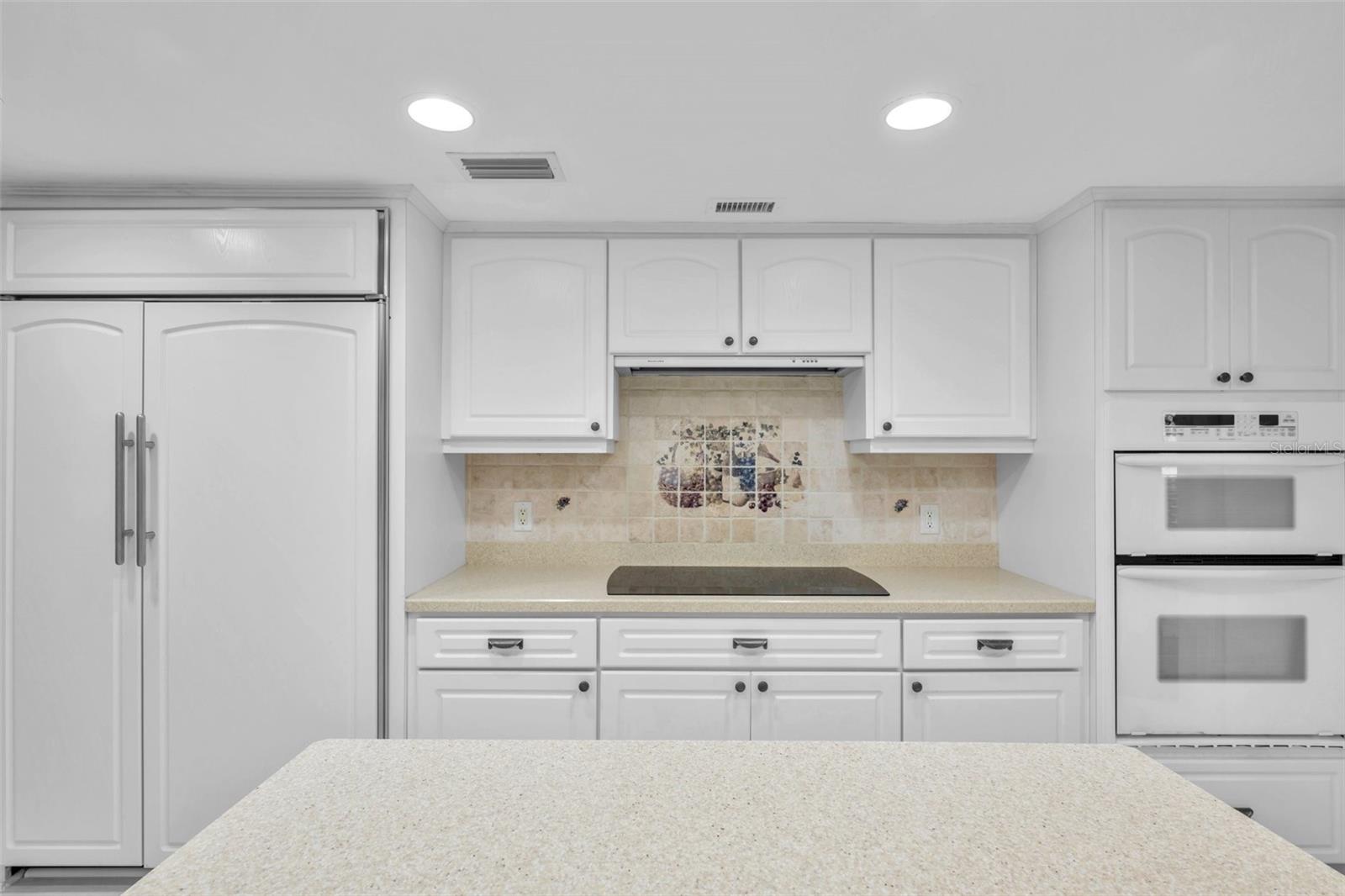 Listing photo id 11 for 36750 Us Highway 19 N 27101