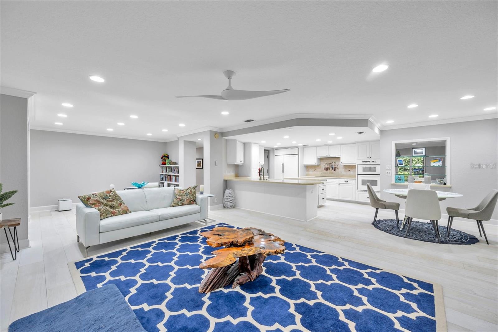 Listing photo id 20 for 36750 Us Highway 19 N 27101