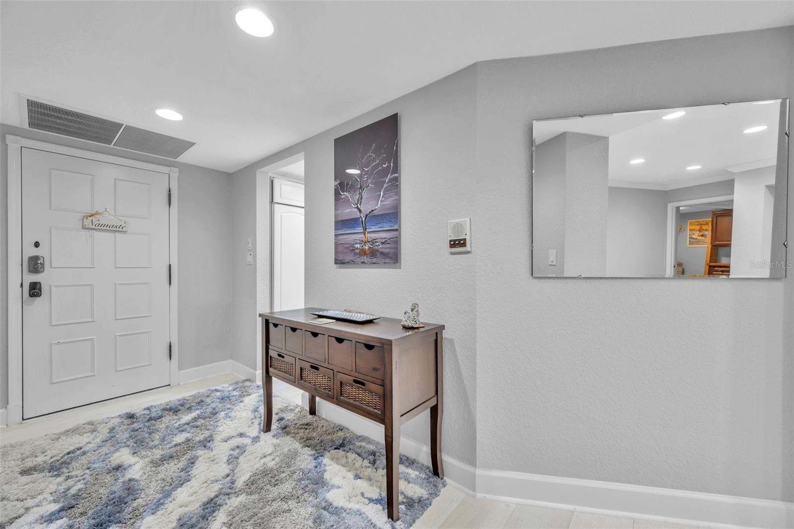 Listing photo id 1 for 36750 Us Highway 19 N 27101