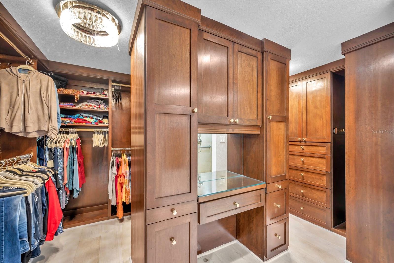 Listing photo id 39 for 36750 Us Highway 19 N 27101