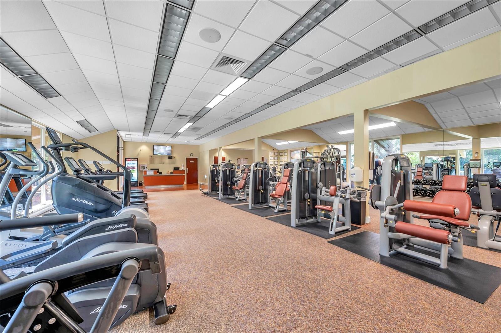 Listing photo id 59 for 36750 Us Highway 19 N 27101