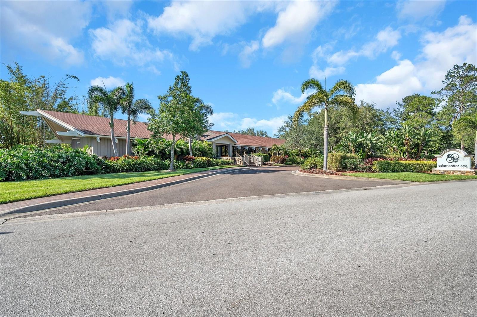 Listing photo id 73 for 36750 Us Highway 19 N 27101