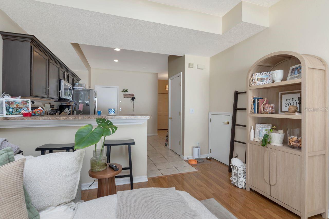 Image 14 of 34 For 9857 66th Street N