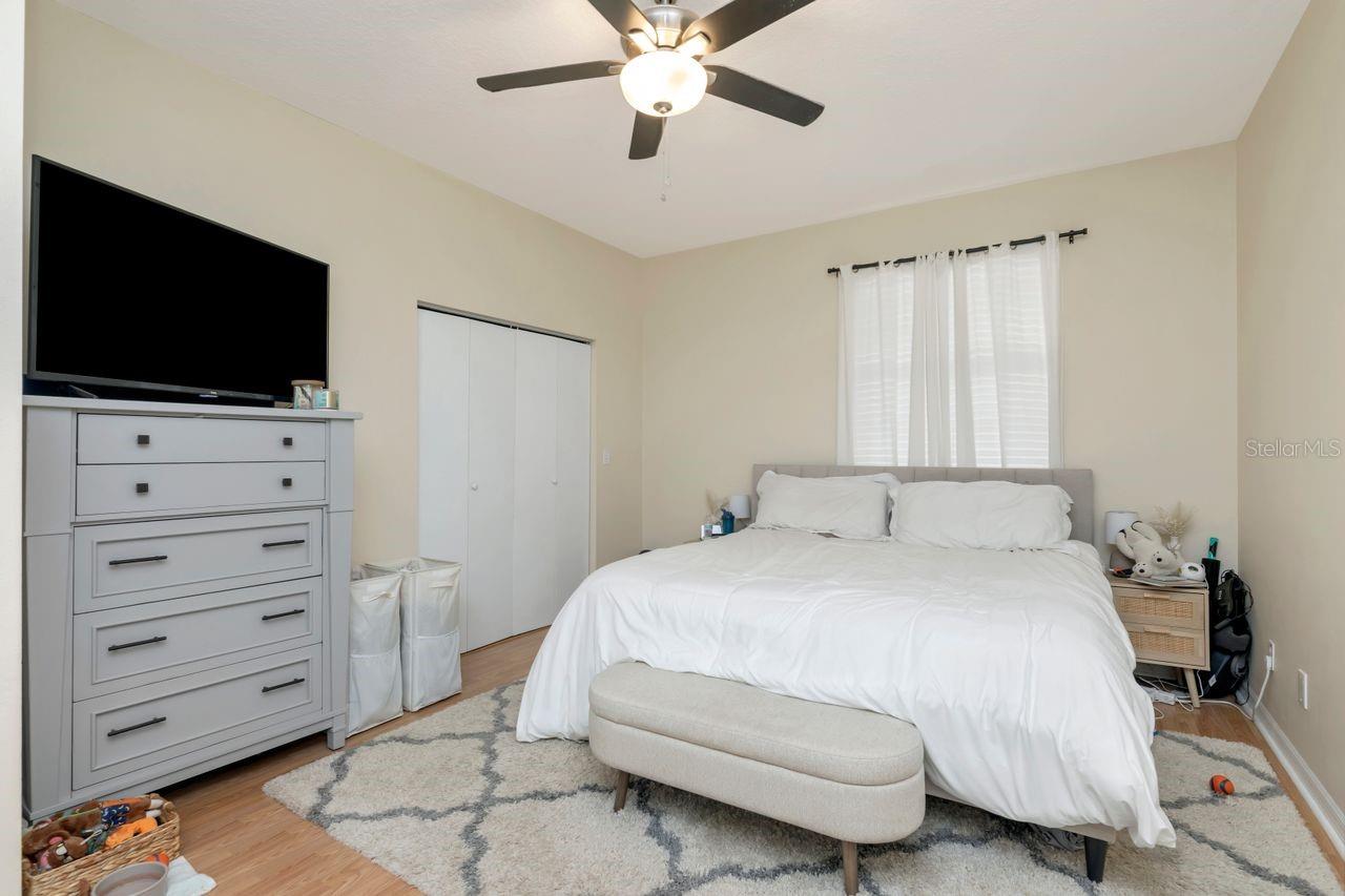 Image 17 of 34 For 9857 66th Street N