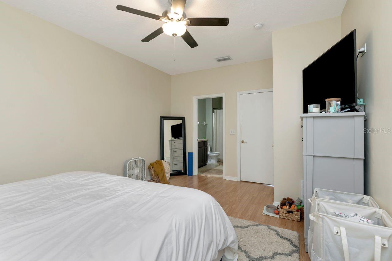 Image 20 of 34 For 9857 66th Street N