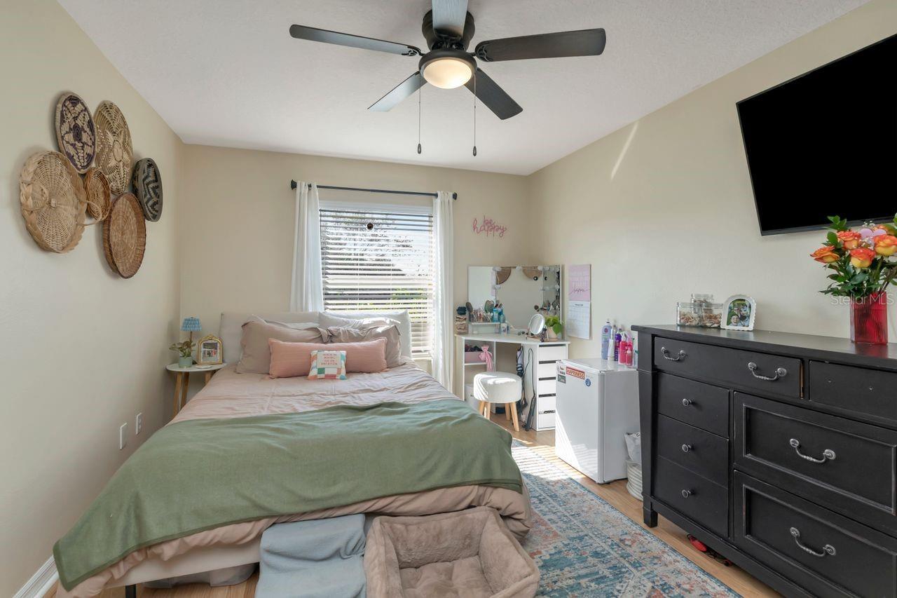 Image 25 of 34 For 9857 66th Street N