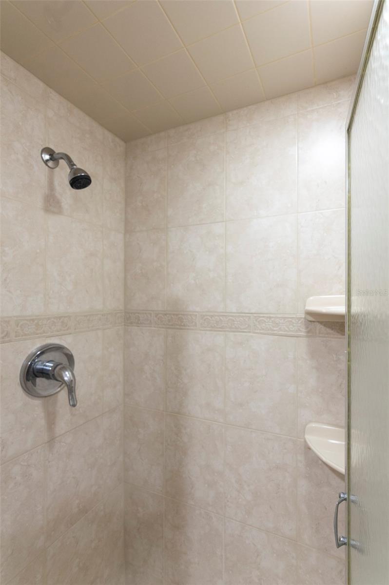 Listing photo id 20 for 1230 Gulf Boulevard 608