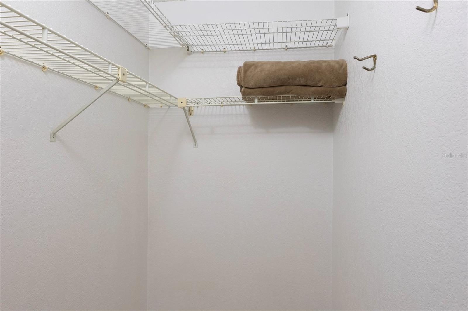 Listing photo id 21 for 1230 Gulf Boulevard 608