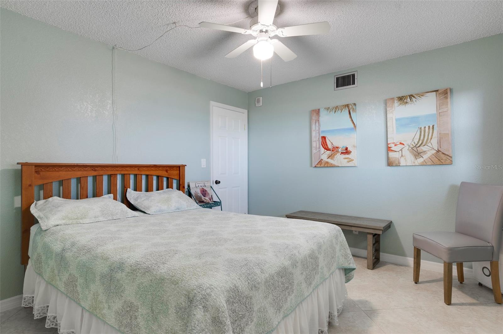 Listing photo id 22 for 1230 Gulf Boulevard 608