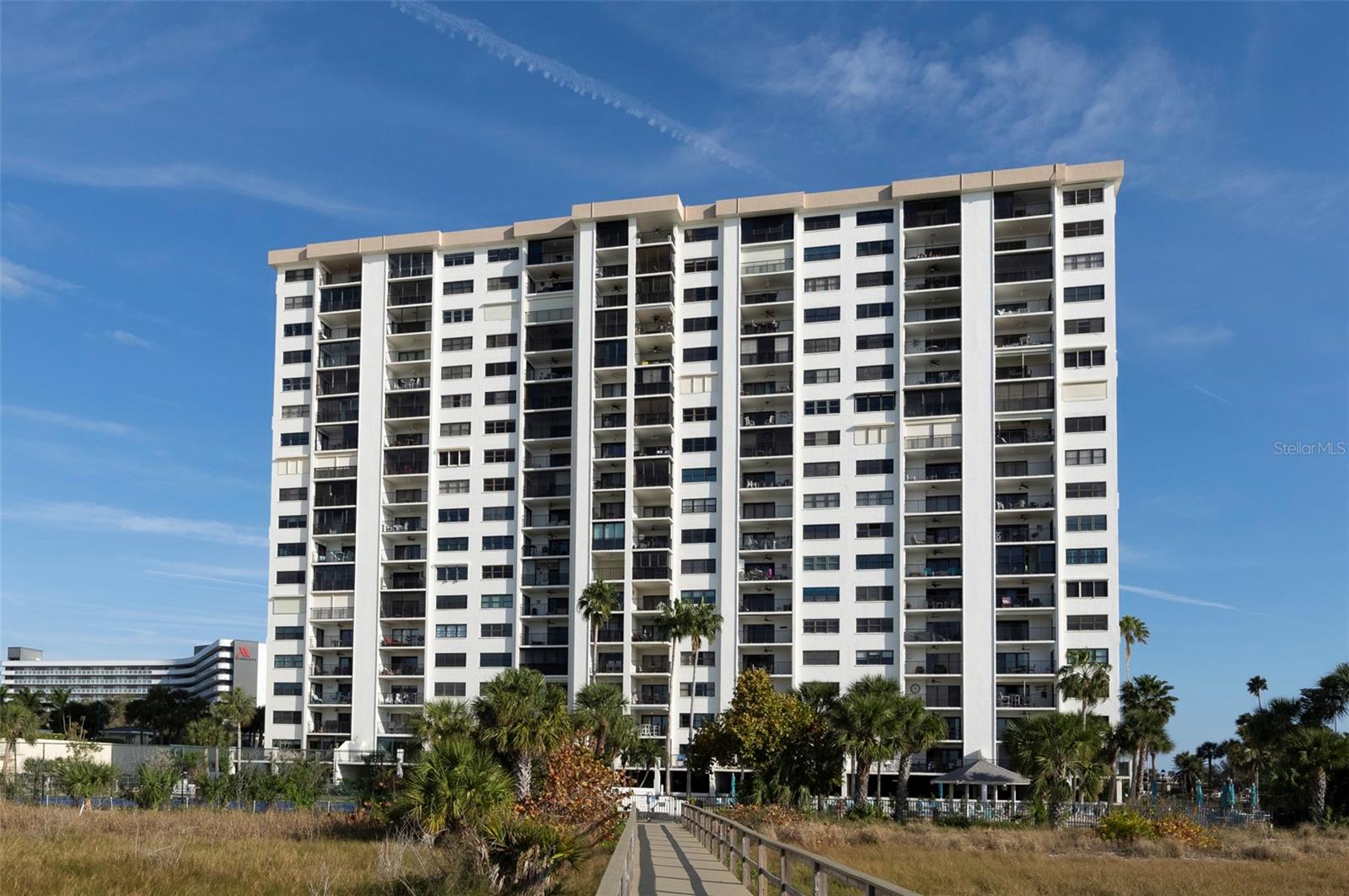 Listing photo id 35 for 1230 Gulf Boulevard 608