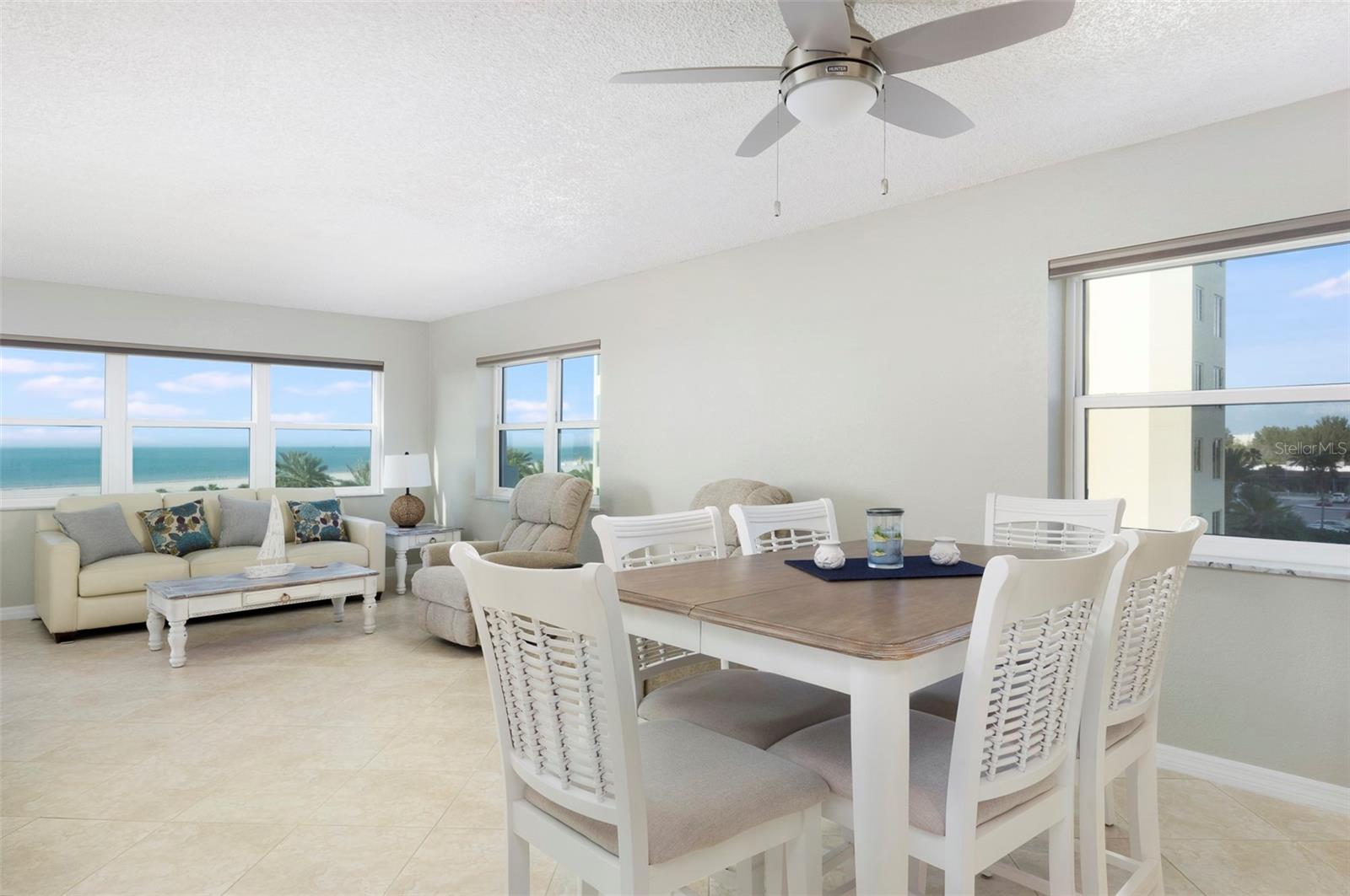 Listing photo id 6 for 1230 Gulf Boulevard 608