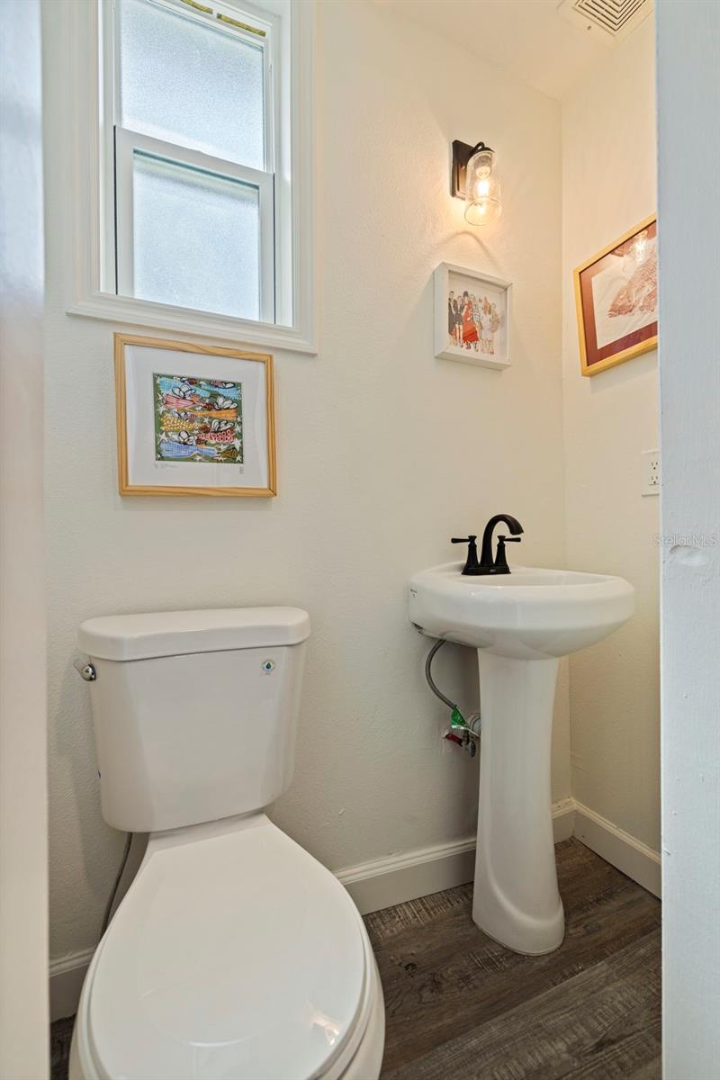 Image 19 of 36 For 4807 Highland Avenue