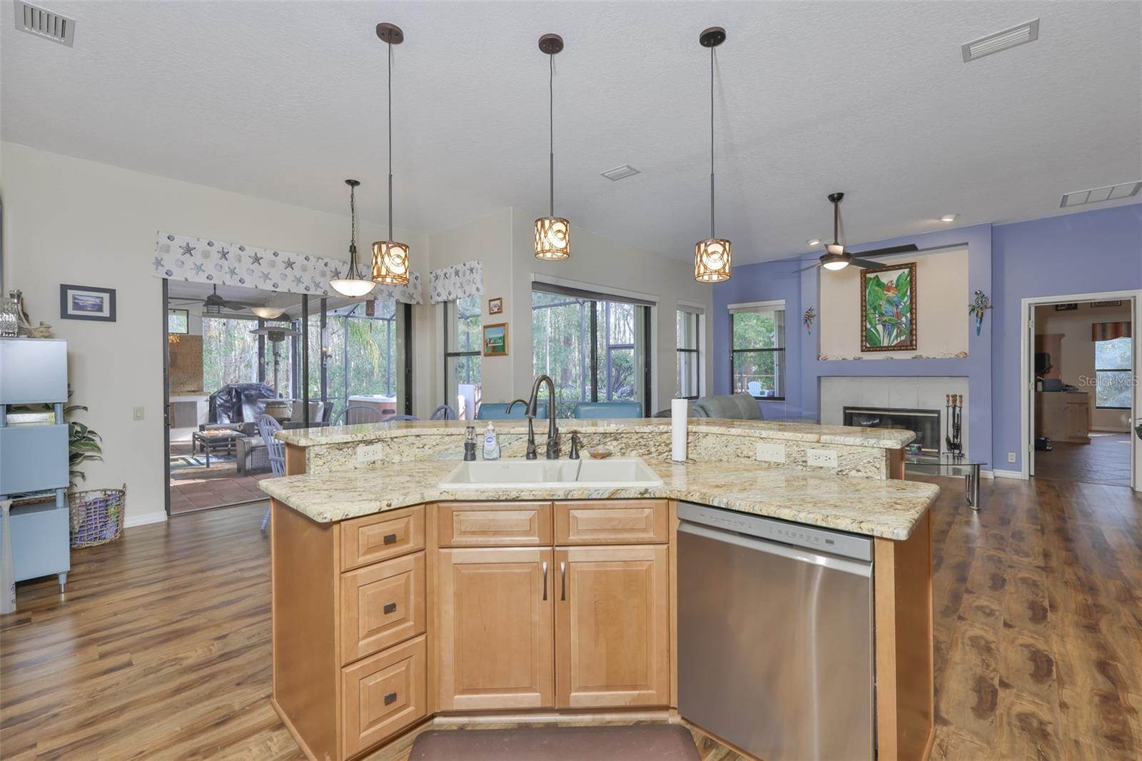 Image 13 of 55 For 7532 Cheltnam Court