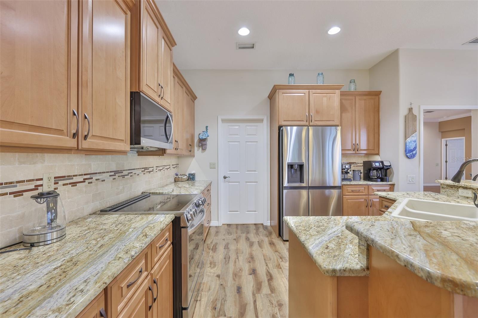 Image 15 of 55 For 7532 Cheltnam Court