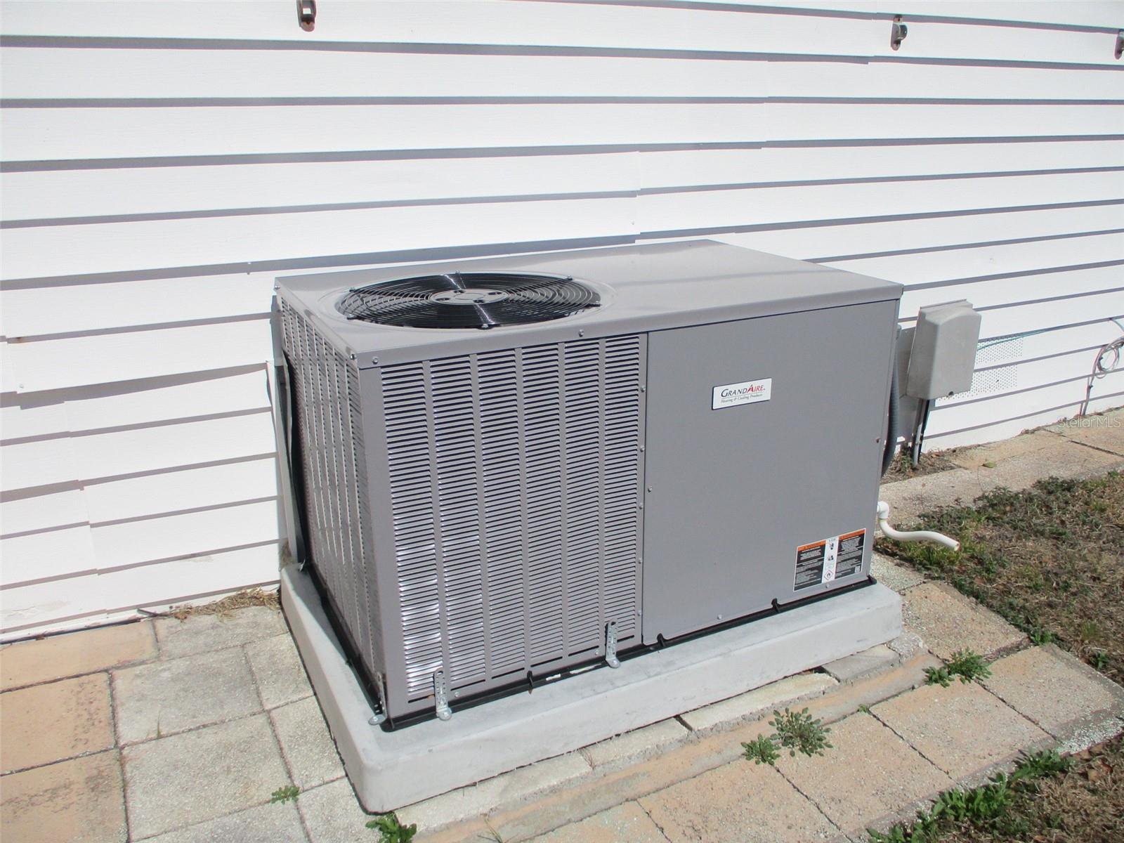 Image 28 of 28 For 34542 Sweetpea Lane