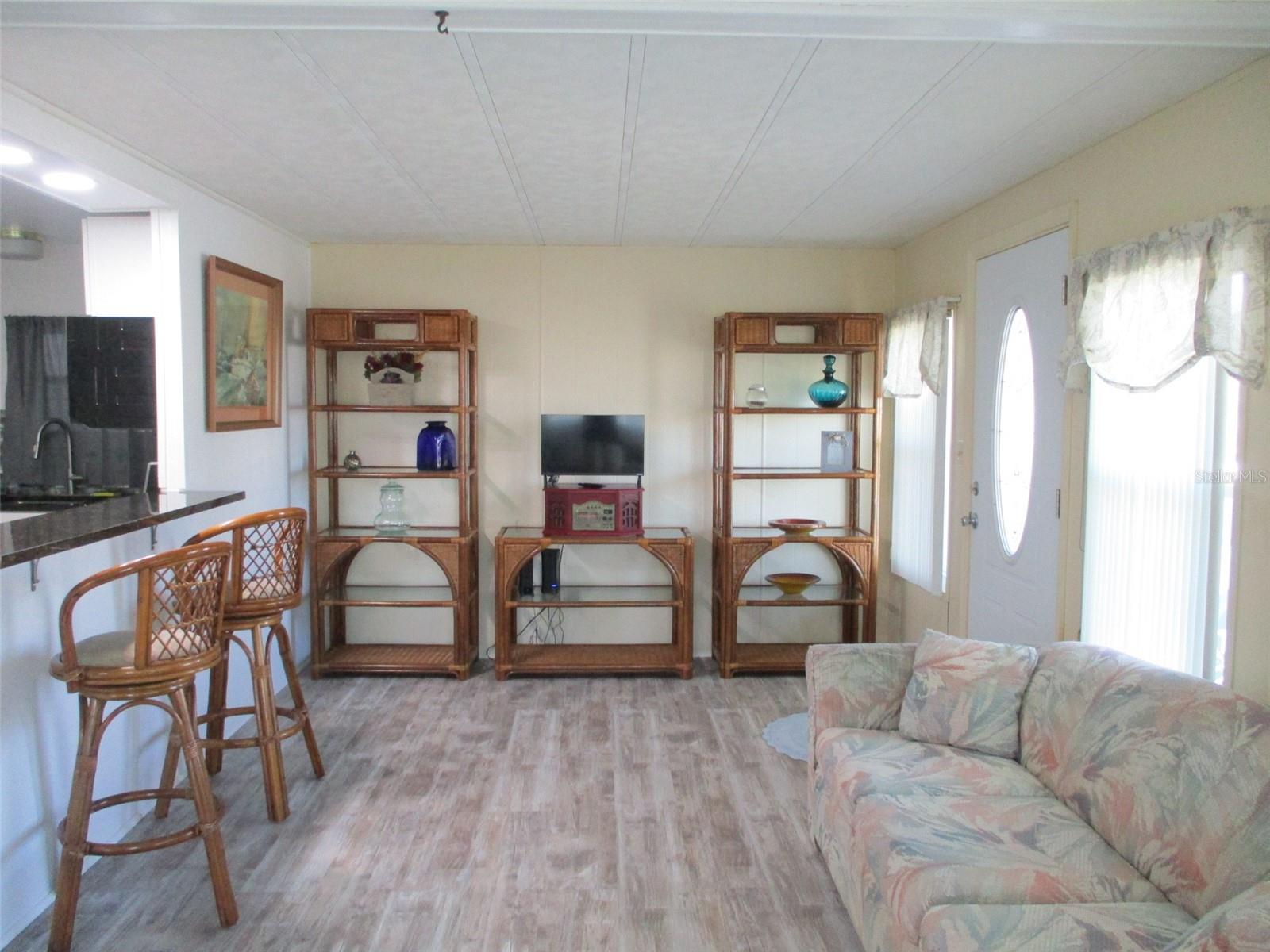 Image 4 of 28 For 34542 Sweetpea Lane