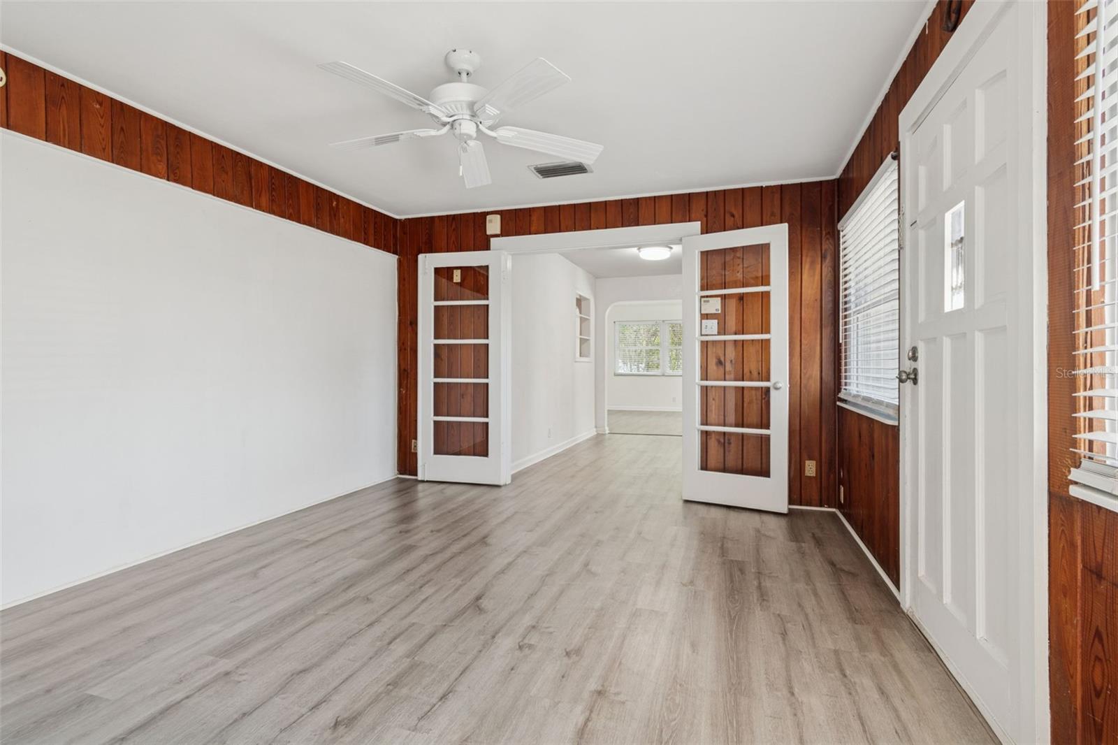 Image 13 of 41 For 2900 49th Street N