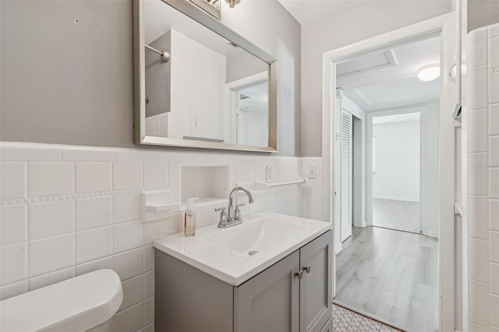 Image 24 of 41 For 2900 49th Street N